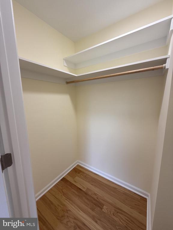 Building Photo - 2754 Hollywood Rd