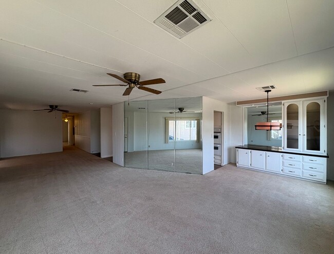 Building Photo - Spacious 2BR/2BA Home for Rent in San Marc...