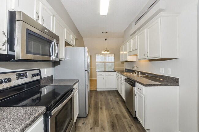 Building Photo - 155 Garden Springs Dr