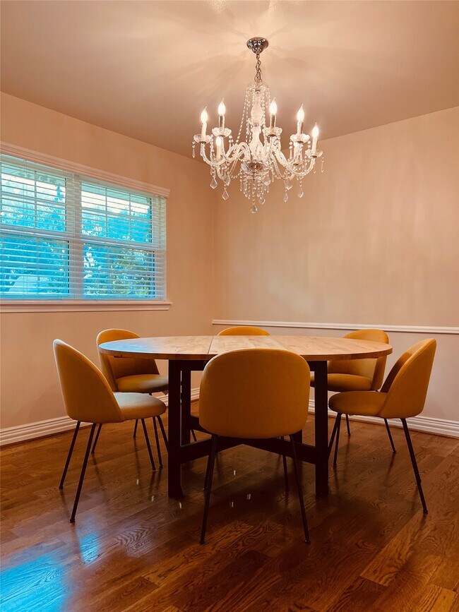 Building Photo - 5118 Lymbar Dr
