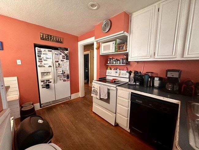 Building Photo - 936 Alabama St