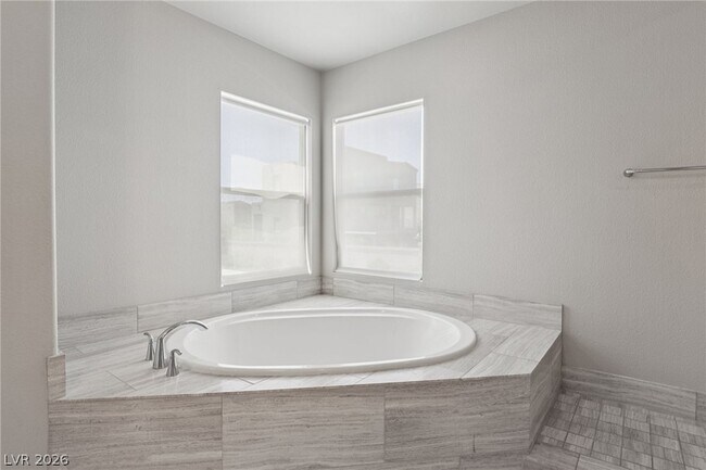 Building Photo - 5947 Rockway Glen Ave
