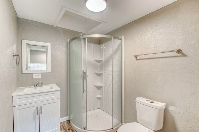 Building Photo - 1911 NW Smith Ave