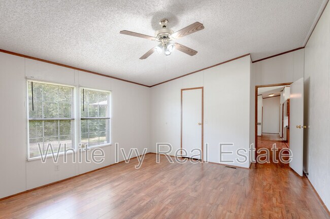 Building Photo - 37 -A Riverside Ln