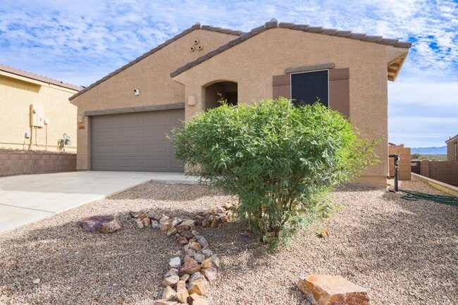 Building Photo - 14058 E Red Pine Pl