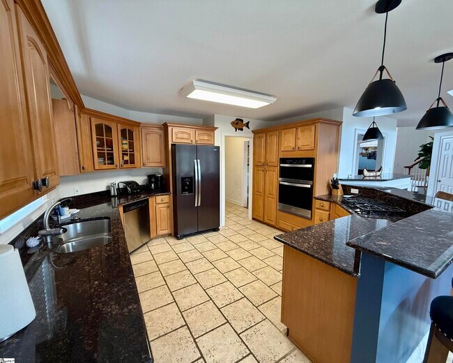 Building Photo - 19 Ruby Lake Ln