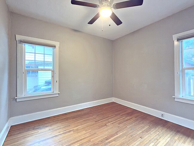 Building Photo - 4631 SE Clinton St