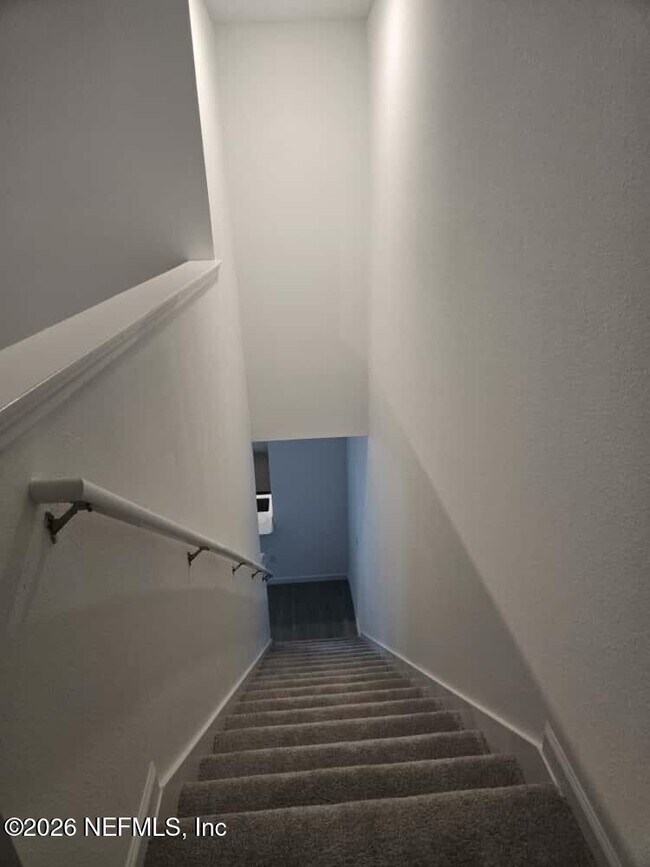 Building Photo - 198 Hubbard Bnd