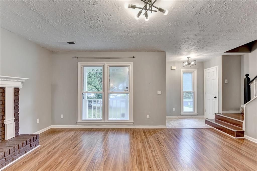 Building Photo - 1181 Izod Ct