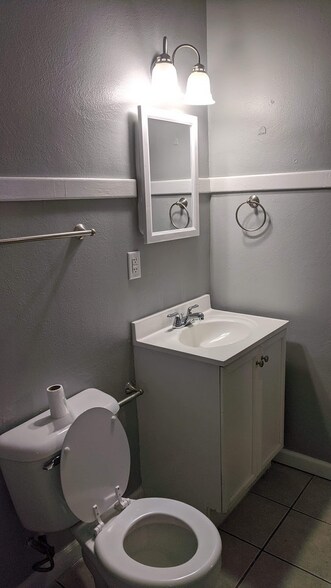 Building Photo - 4233 Meramec St