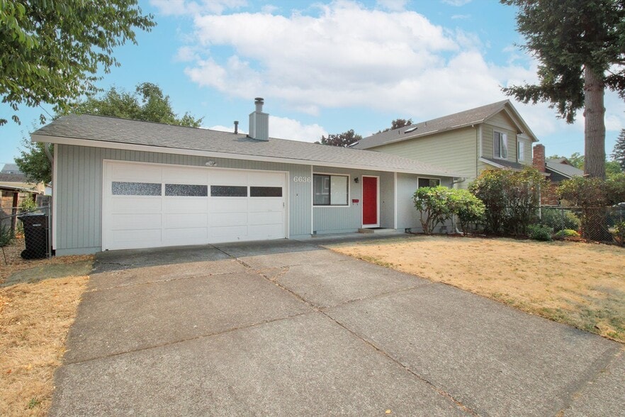 Building Photo - 6636 SE Reedway St