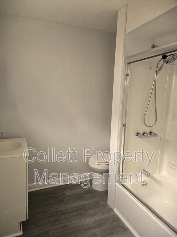 Building Photo - 3893 W 23rd St