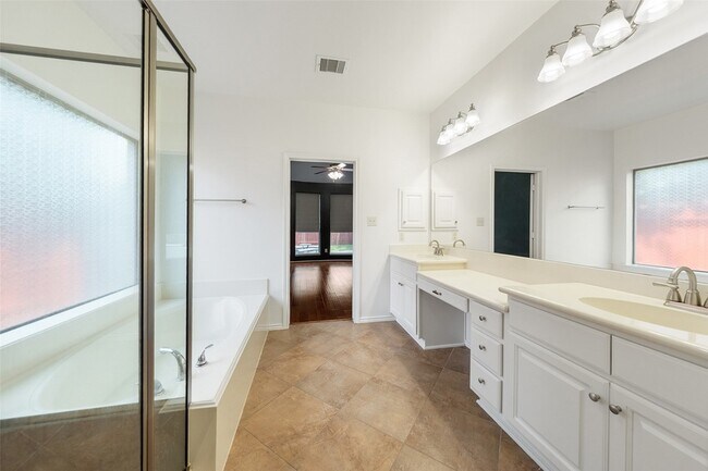 Building Photo - 26643 Juniper Forest Fall Ln