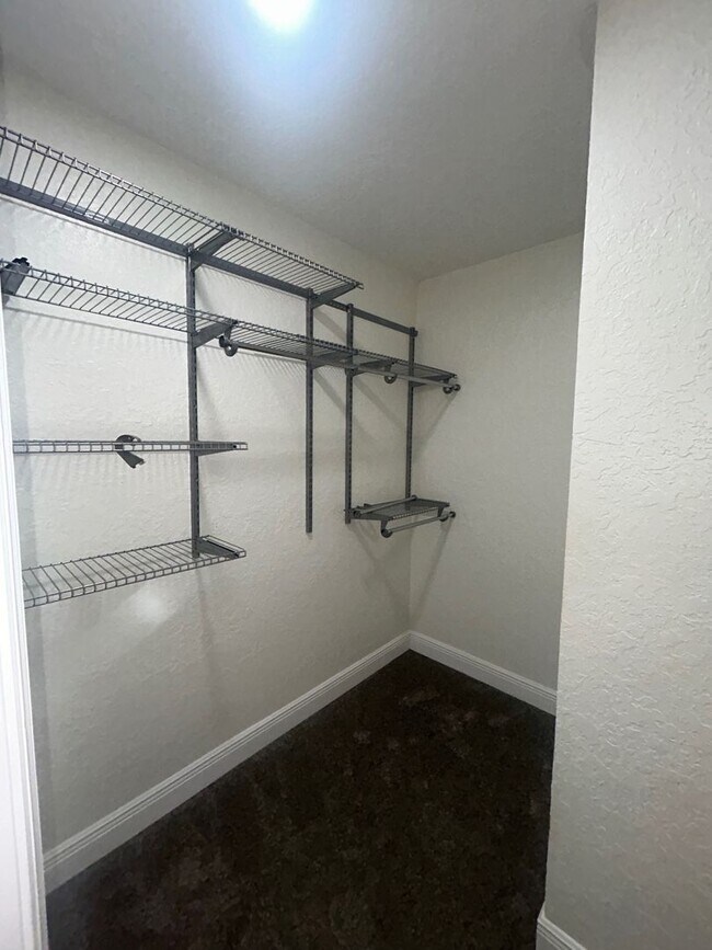 Building Photo - Beautiful 3 Bedroom 2 Bathroom in Sanford FL!