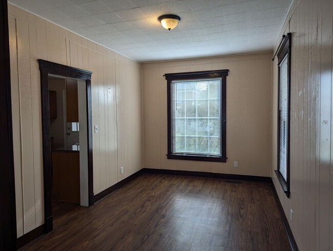 Building Photo - Three Bedroom, Single Family Home with Lot...