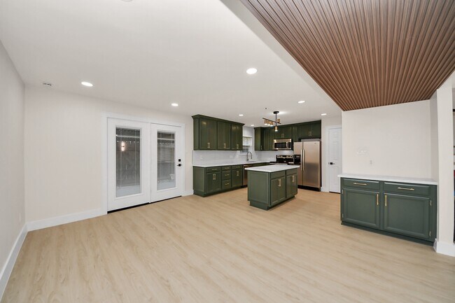 Building Photo - 14647 Perthshire Rd