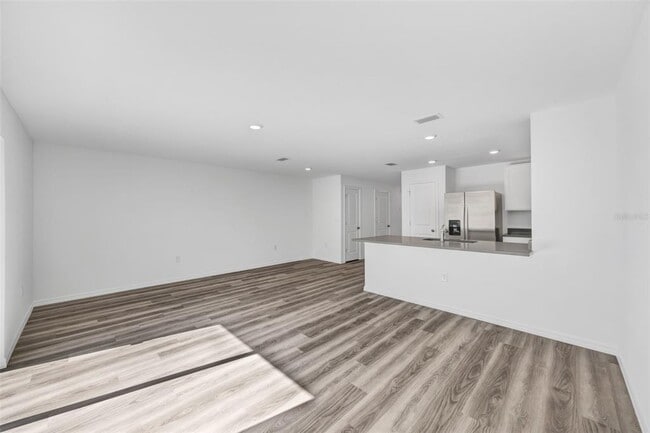 Building Photo - 1009 SPOTTED EGRET Loop