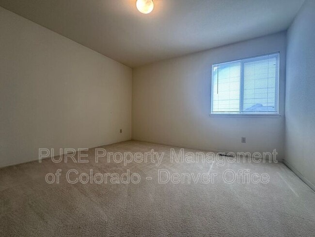 Building Photo - 9705 W Powers Cir