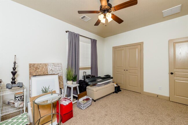 Building Photo - 63 Sagamore Ridge Pl