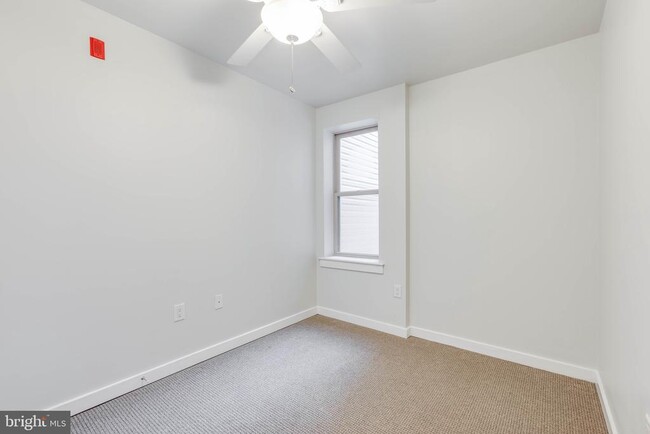 Building Photo - 1418 Christian St