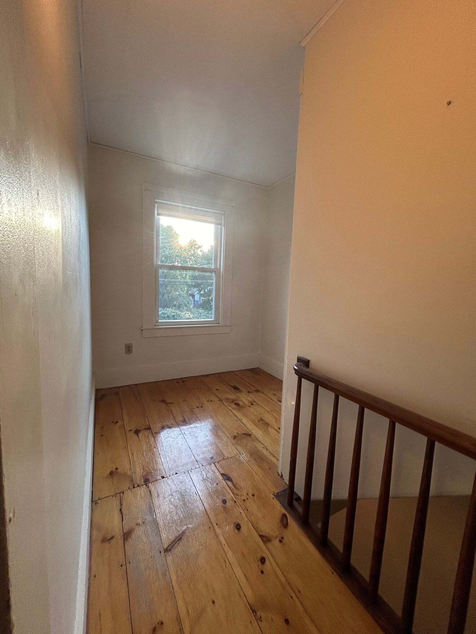 Building Photo - 30 Goldsmith St