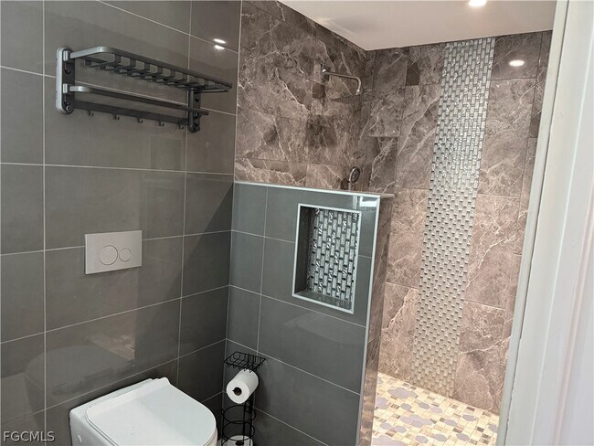 Building Photo - 3405 58th St W