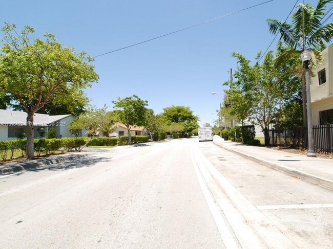 Building Photo - 6555 SW 59th Pl