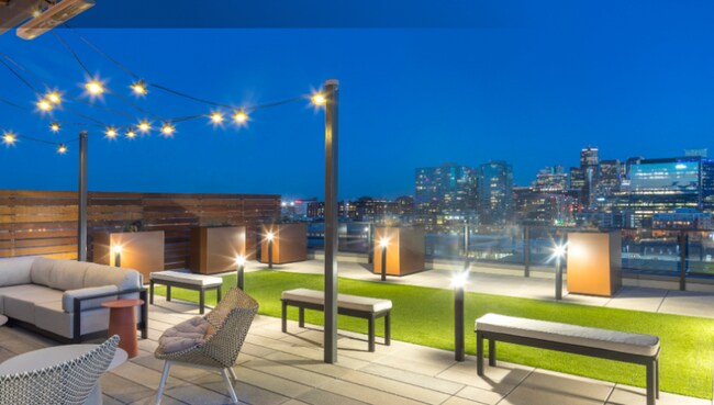 Building Photo - 2930 Umatilla St