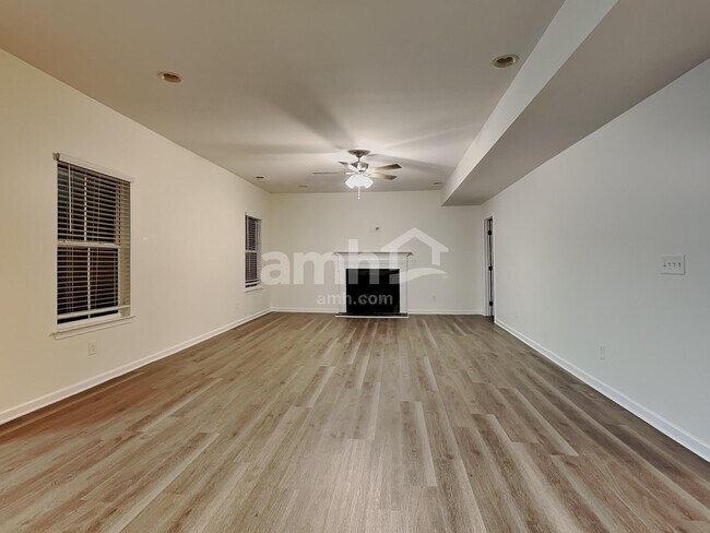 Building Photo - 3972 Harmattan Dr