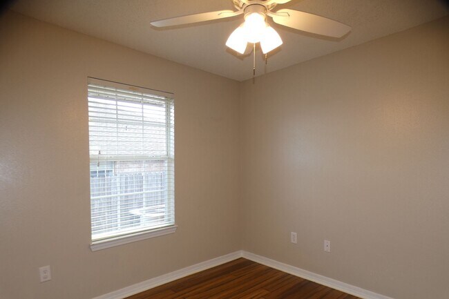 Building Photo - Spacious 4-Bedroom All Brick Home