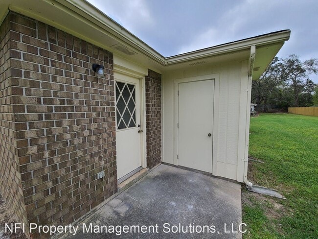 Building Photo - 2 br, 1 bath House - 10848 W Hwy 98