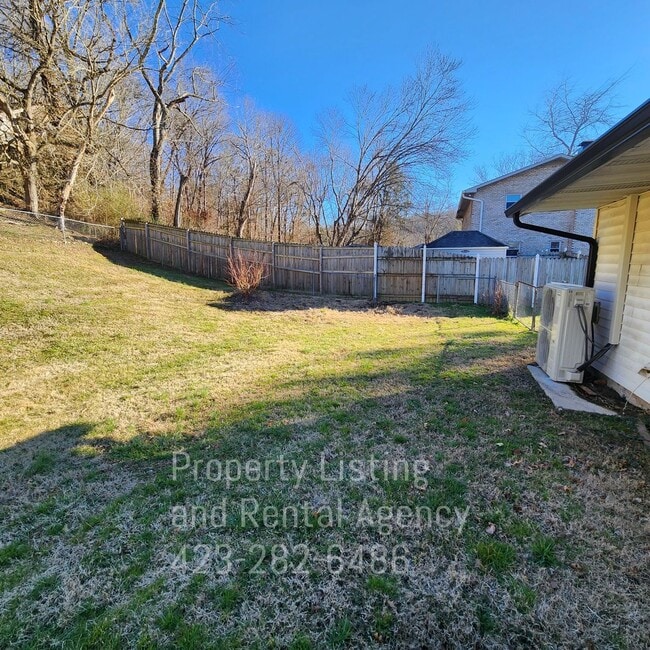 Building Photo - One story home, Elizabethton, 4 Bedrooms