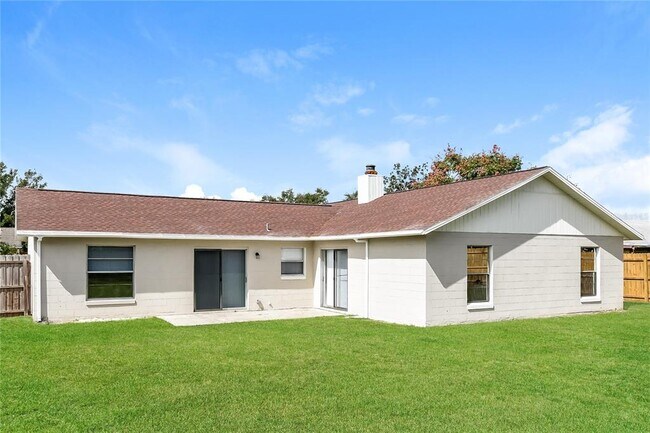 Building Photo - 3243 Knightsbridge Rd
