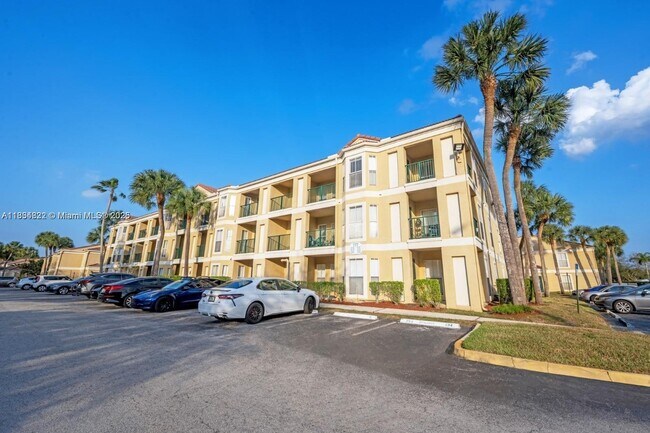 Building Photo - 777 Riverside Dr