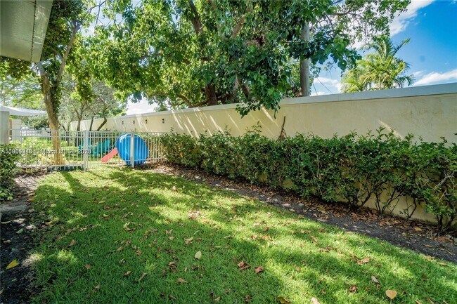 Building Photo - 11425 NW 34th Pl