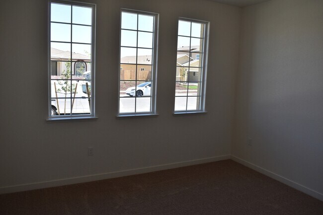 Building Photo - 4851 Mari Cruz Ln