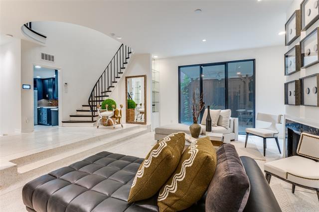 Building Photo - 3717 Prescott Ave