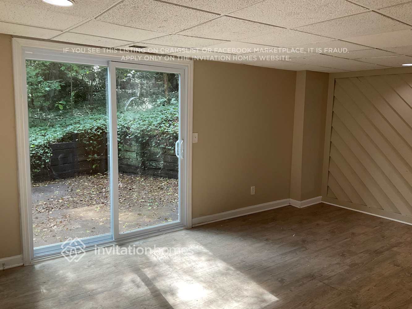 Building Photo - 2057 Kinridge Ct