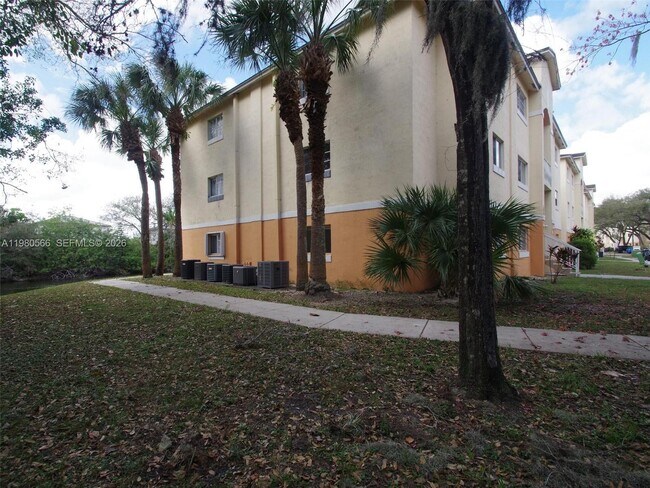 Building Photo - 3680 N 56th Ave