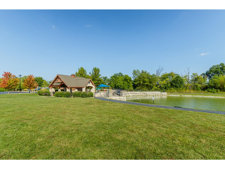 Building Photo - 810 Waler Dr