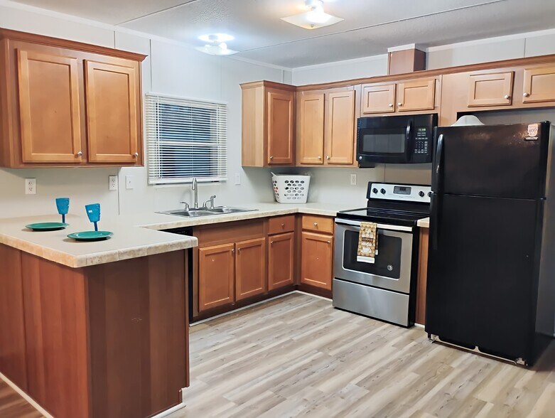 Building Photo - 110 N Michigan St