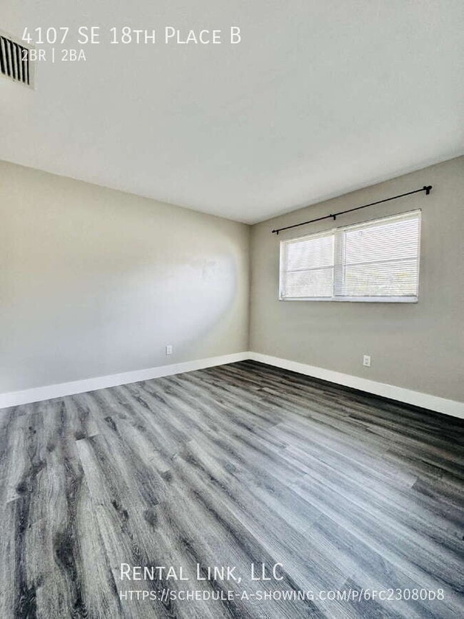 Building Photo - 4107 SE 18th Pl