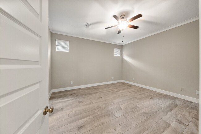 Building Photo - 16815 Osprey Bend Dr