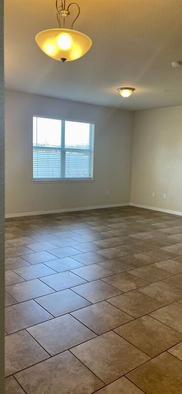 Building Photo - 6558 S Goldenrod Rd