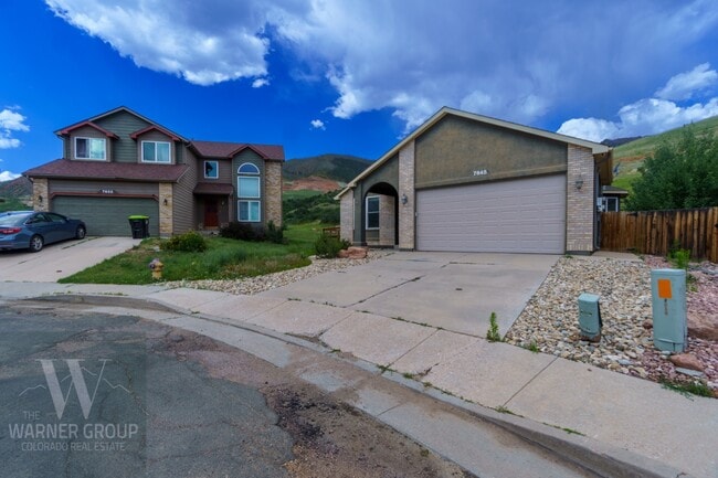 Building Photo - 7645 Hollandale Dr