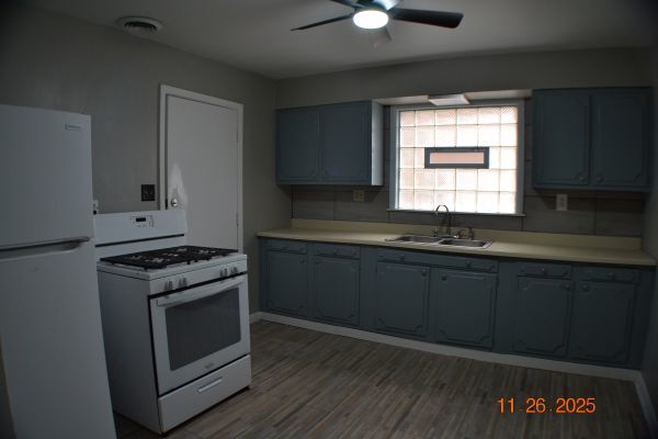 Building Photo - 10311 S Calhoun Ave