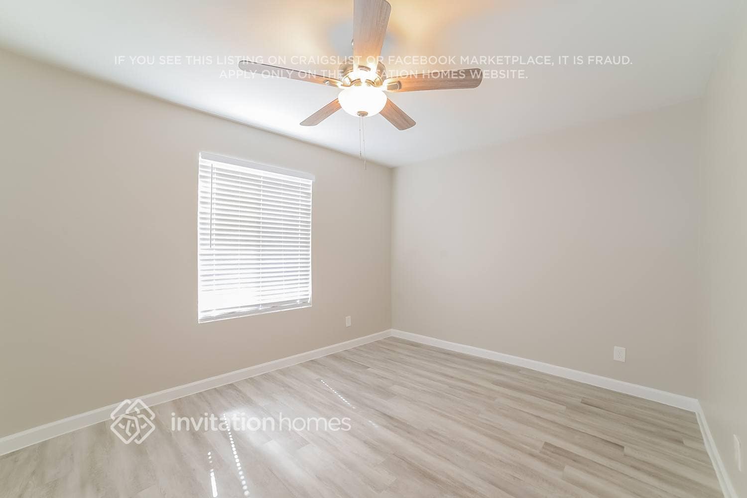 Building Photo - 2925 N 86th Dr