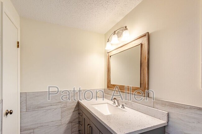 Building Photo - 104 Glenn Bridge Rd