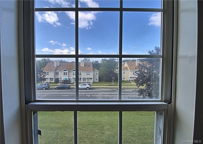 Building Photo - 2507 Whispering Hls