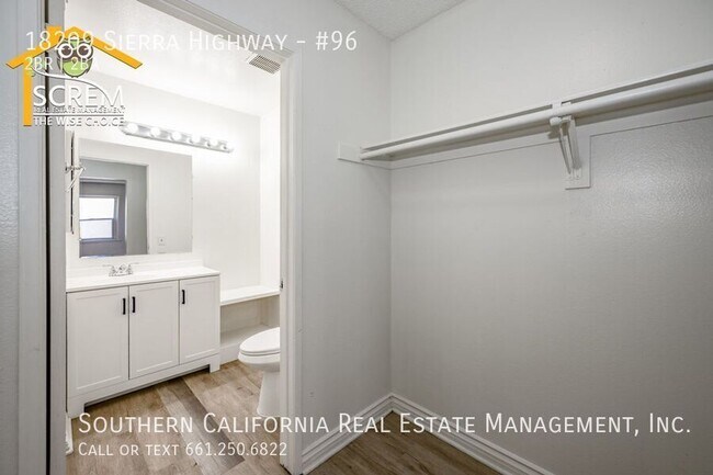 Building Photo - 18209 Sierra Hwy